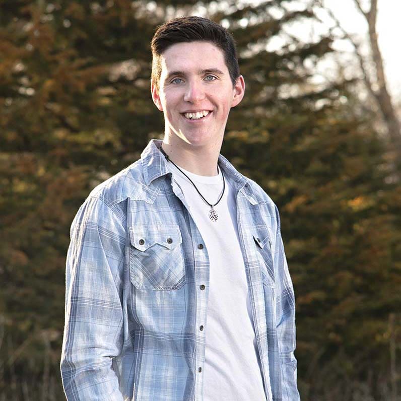 Daven Harrington BetterLife National Scholarship Award Photo