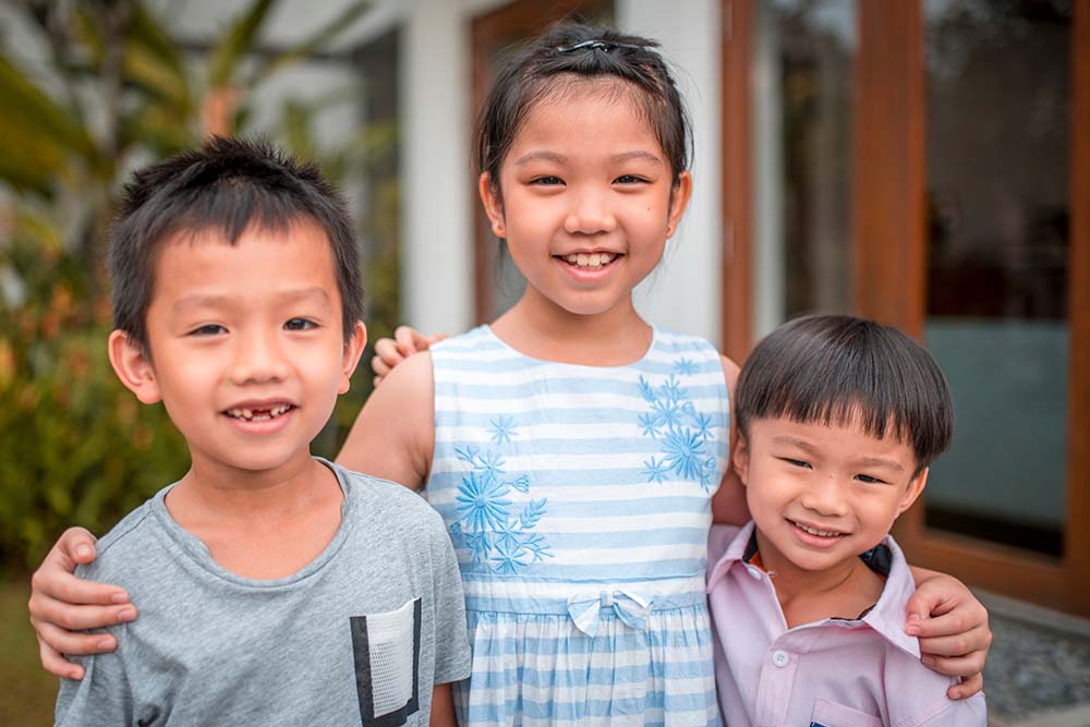 Hmong kids